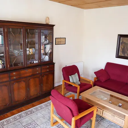 Witten B Im Gotischen Vinhus